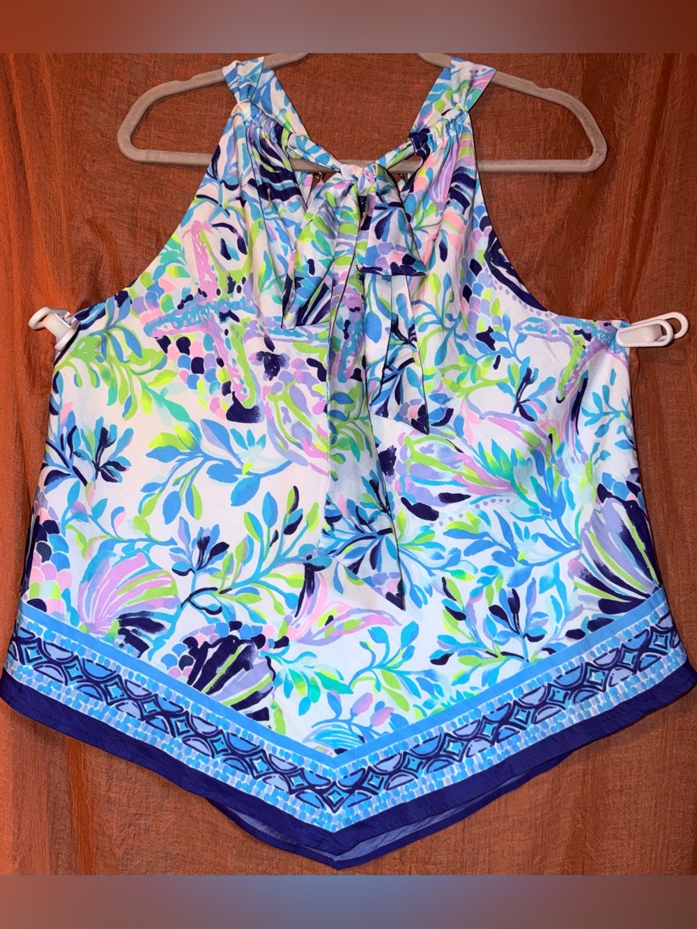 Lilly Pulitzer Julien Halter Top in Resort White
Shell Beach size XL - Picture 14 of 16